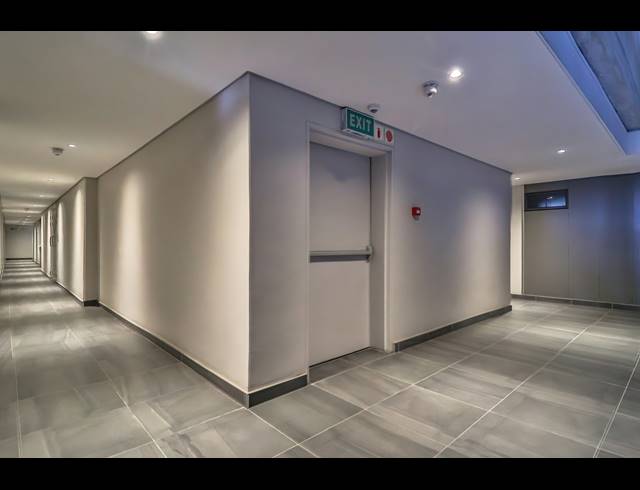 1 BEDROOM APARTMENT FOR SALE IN UMHLANGA RIDGE